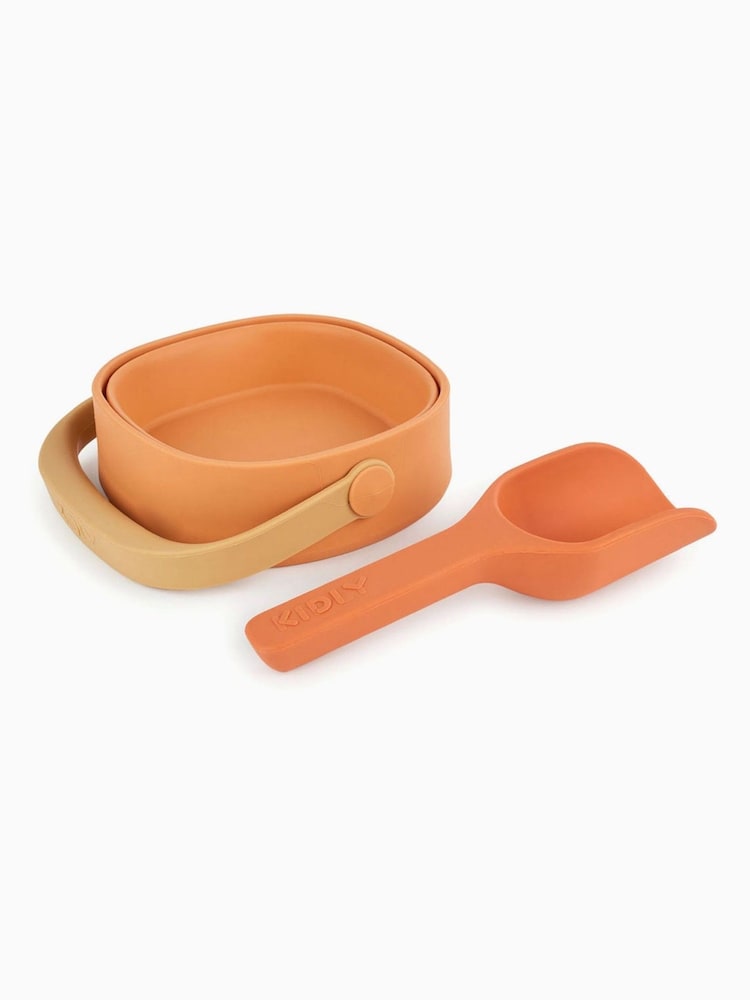 KIDLY by MORI Orange Foldaway Bucket Spade & Sand Mould Beach Toy Set - Image 3 of 3
