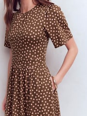 فستان جيرسي قصير تشكيلة Louisa من Boden - Image 5 of 6