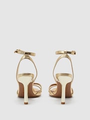 Gold - Reiss Annabelle Leather Link-Strap Stiletto Sandals - Bild 4 von 6