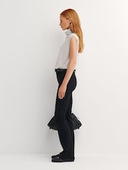 FRAME Black The Reboot Super StretchHigh Rise Jeans - Image 3 of 6
