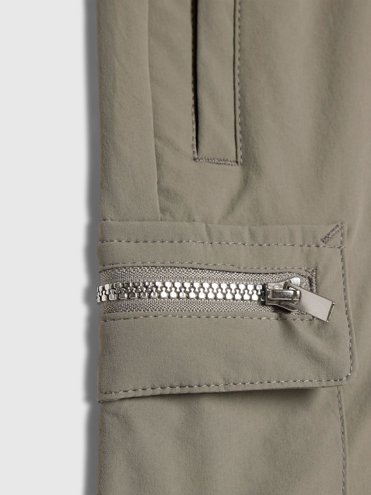 River Island Grey Zip Pocket Cargo Shorts - Image 4 of 4 River Island Grey Zip Pocket Cargo Shorts - Image 4 of 4