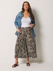 Yours Curve Black Cropped Textured Wide Leg Trousers - Image 1 of 5