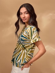 Celtic & Co. Green Slub Jersey Grown On Sleeve T-Shirt - Image 2 of 6