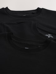 לבן - מארז של 3 - חולצת טי מבד Motionflex עבה רך - תמונה 5 מתוך 6