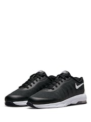 Nike Black White Junior Air Max Invigor Trainers - Image 2 of 7