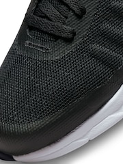 Nike Black White Junior Air Max Invigor Trainers - Image 6 of 7