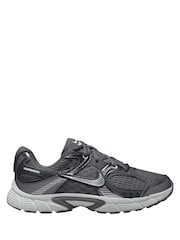 Nike Pencil Grey Youth V5 Runner Trainers - Image 1 of 3