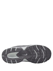 Nike Pencil Grey Youth V5 Runner Trainers - Image 3 of 3