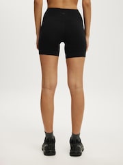 Cotton On Black Ultra Soft Contour Bike Shorts - Image 4 of 5