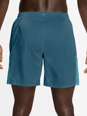 Szaroniebieski - Szorty do biegania Nike Miler Dri-FIT bez podszewki, o długości 7 cali - Obraz 2 z 5