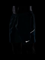Szaroniebieski - Szorty do biegania Nike Miler Dri-FIT bez podszewki, o długości 7 cali - Obraz 5 z 5