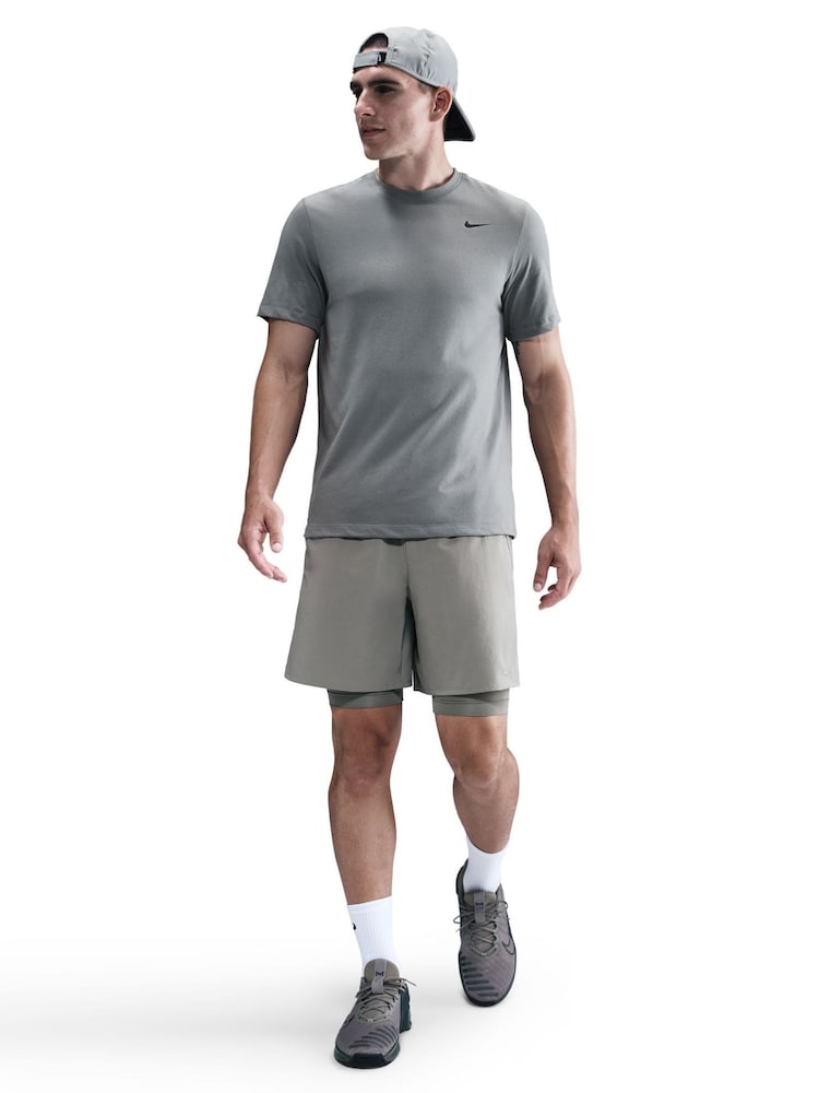 Cinza - Camiseta de treino Nike Dri-FIT - Imagem 1 de 5