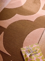 Orla Kiely Pink or Terracotta Prism Flower Rug - Image 3 of 5