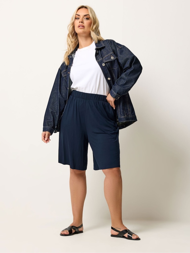 Yours Curve Navy Pull On Jersey Shorts - Image 2 of 5 Yours Curve Navy Pull On Jersey Shorts - Image 2 of 5