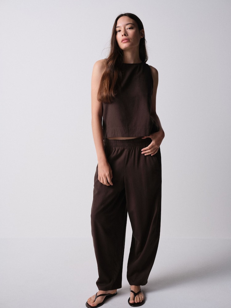 The Set 2 Pack Barrel Leg Trousers With Linen Stone Brown/Chocolate Brown - Image 2 of 11 The Set 2 Pack Barrel Leg Trousers With Linen Stone Brown/Chocolate Brown - Image 2 of 11