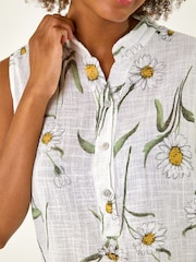 Roman White Daisy Print V-Neck Vest - Image 5 of 5
