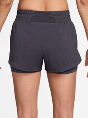 Gridiron Grey - Шорти Nike One Dri-FIT Mid Rise 3" 2-in-1 - Image 2 of 4