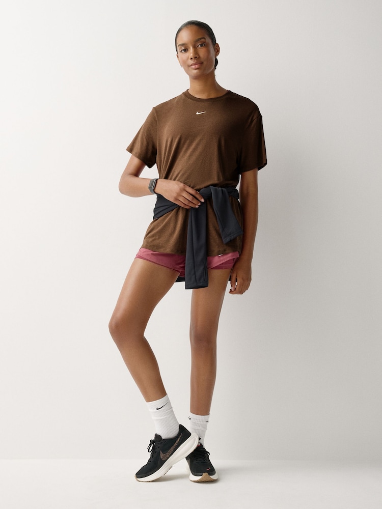 Nike Cacao Wow Brown One Relaxed Dri-FIT Short Sleeve T-Shirt - Image 4 of 4 Nike Cacao Wow Brown One Relaxed Dri-FIT Short Sleeve T-Shirt - Image 4 of 4