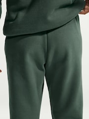 Camouflage-Grün - Nike Studio Fleece Mid Rise Cuffed Joggers - Bild 6 von 7
