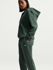 Camouflage-Grün - Nike Studio Fleece Mid Rise Cuffed Joggers - Bild 7 von 7