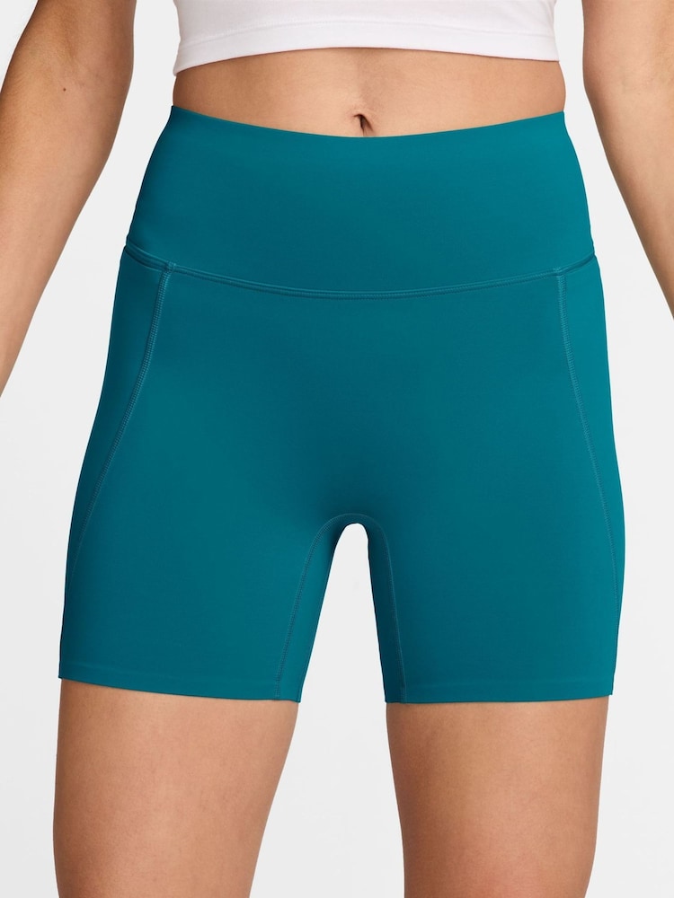 Nike Bright Spruce Green Universa Seamless Front 5 Inch Cycling Shorts - Image 1 of 4 Nike Bright Spruce Green Universa Seamless Front 5 Inch Cycling Shorts - Image 1 of 4