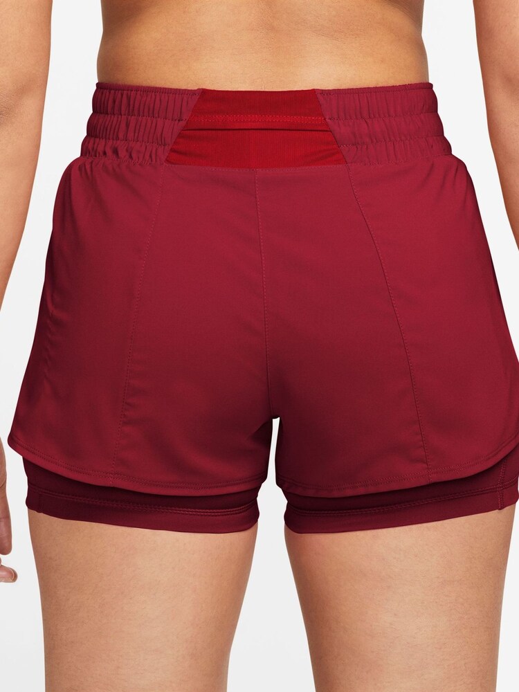Tough Red - Шорти Nike One Dri-FIT Mid Rise 3" 2-in-1 - Image 2 of 4