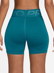 Nike Green Pro Sculpt High Waisted 5 inch Shorts - Image 2 of 4
