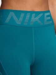 Nike Green Pro Sculpt High Waisted 5 inch Shorts - Image 4 of 4