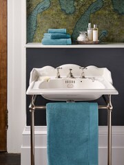 Christy Denim Luxe Heavyweight 100% Turkish Cotton Towel - Image 2 of 4