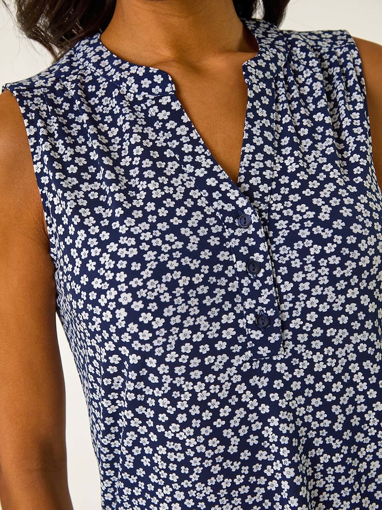 Roman Blue Textured Leaf Print V-Neck Stretch Top - Image 4 of 4