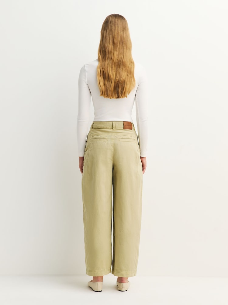 Free People Green Laydown Chino Trousers - Image 2 of 7 Free People Green Laydown Chino Trousers - Image 2 of 7