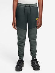 Nike Camo Green Tech Fleece Joggers - Image 1 of 3