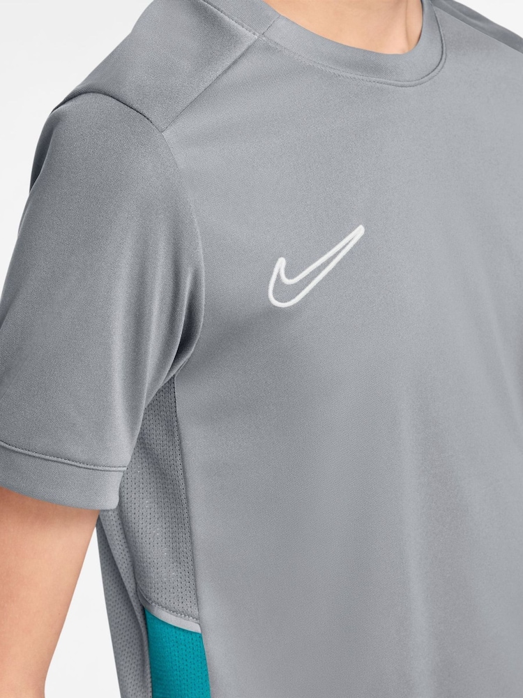 Nike Wolf Grey Academy 25 Dri-FIT Football T-Shirt - Image 3 of 3 Nike Wolf Grey Academy 25 Dri-FIT Football T-Shirt - Image 3 of 3
