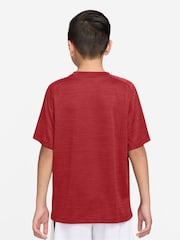 بني تمر داكن - تيشِرت بكُم قصير تقنية Dri-FIT ألوان متعددة من Nike - صورة 2 من 3