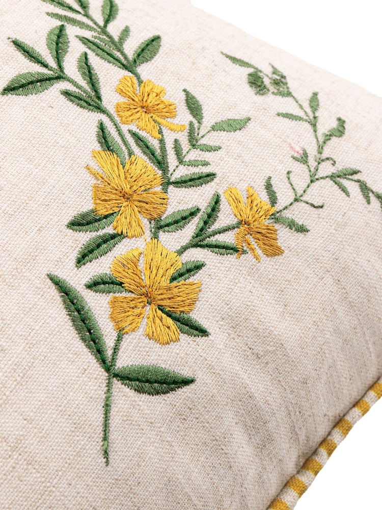 Wylder Ramble Bee Tufted Fibre Filled Cushion - Image 6 of 6