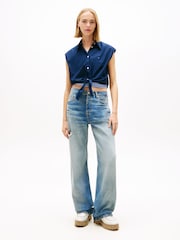 Bleumarin - Cămașă fără mâneci cu nod în față Tommy Jeans Relaxed Fit - Imaginea 3 din 5