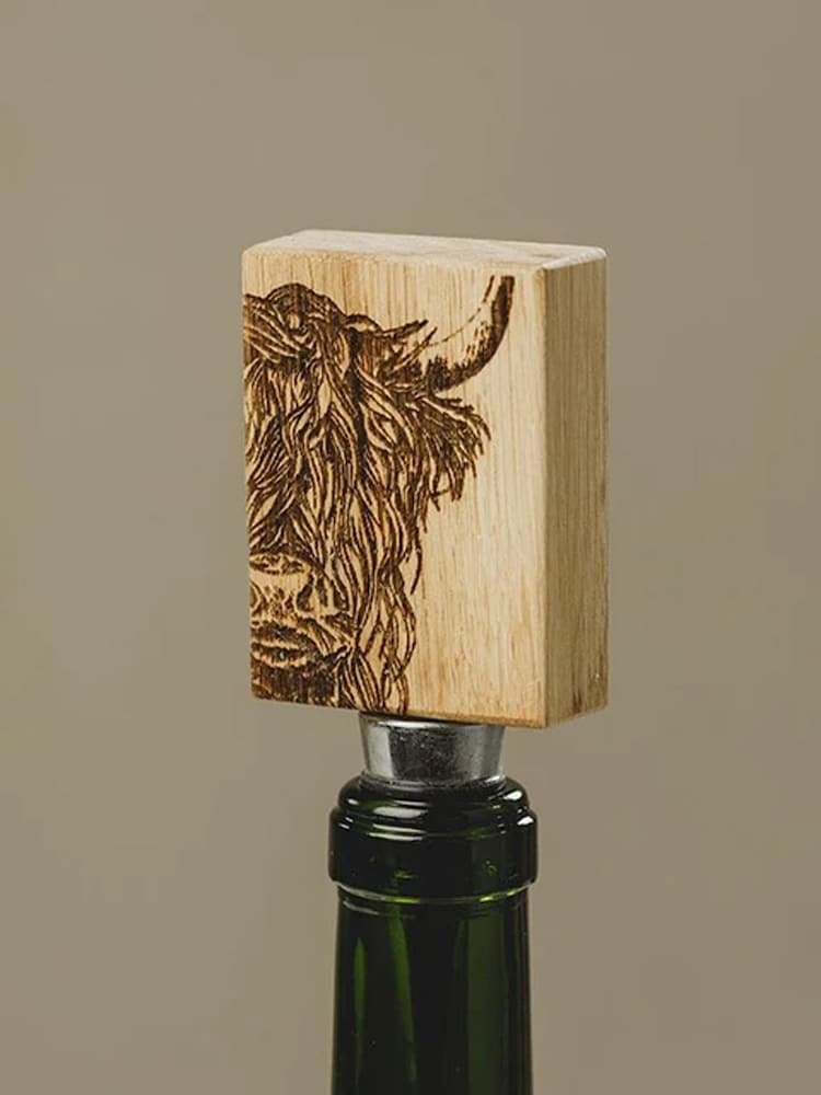 Selbrae House Black Highland Cow Bottle Stopper & Whisky Stones Set - Image 2 of 4