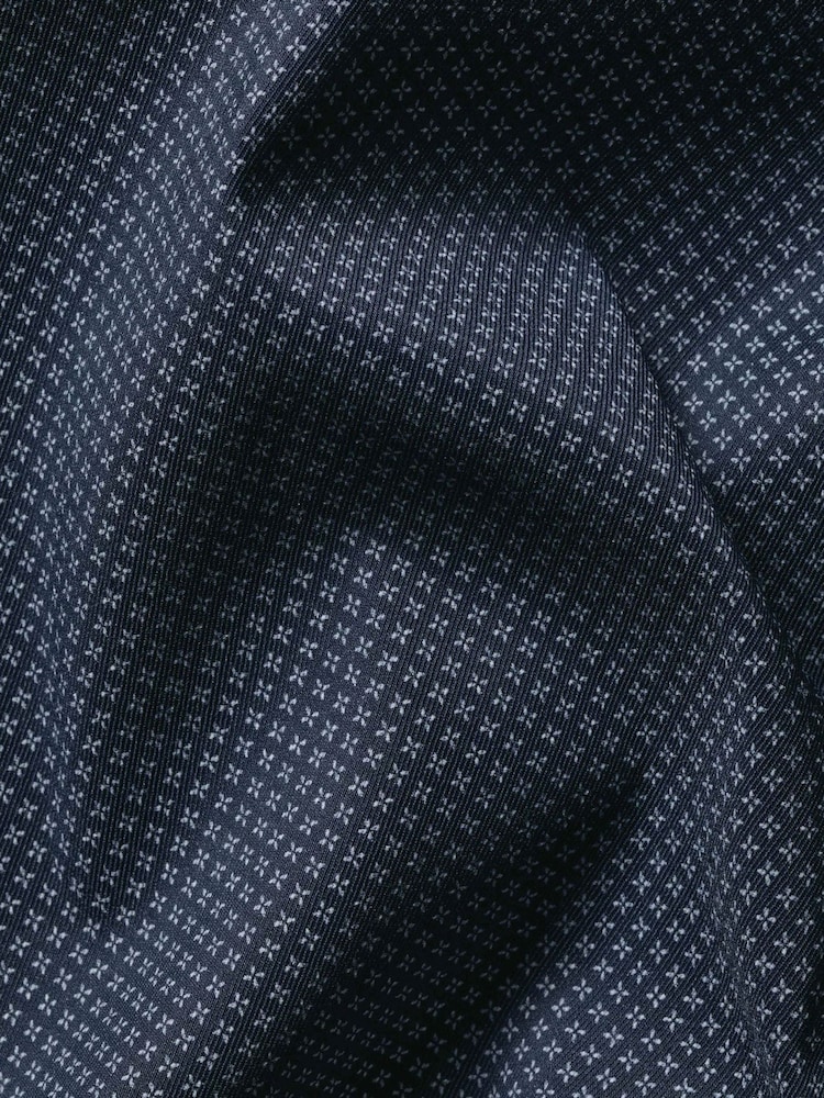 Charles Tyrwhitt Blue Non Iron Performance Twill Print Shirt - Image 6 of 6 Charles Tyrwhitt Blue Non Iron Performance Twill Print Shirt - Image 6 of 6