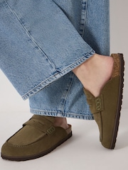 حذاء شمواه مبطّن مفتوح من الخلف Rune من Hush - Image 2 of 6