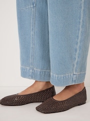 Hush Lumen Leather Weave Ballet Flats - תמונה 2 מתוך 6