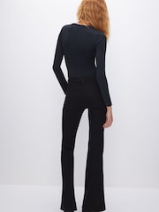 Good American Never Fades Legs Flare Jeans - Εικόνα 2 από 5