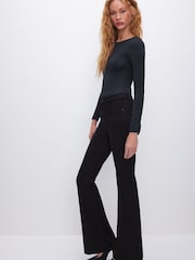 Good American Never Fades Legs Flare Jeans - Εικόνα 3 από 5