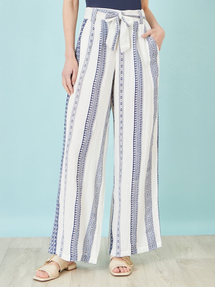 Yumi White Linen Mix Cropped Trousers With Tie Belt - Image 4 of 4 Yumi White Linen Mix Cropped Trousers With Tie Belt - Image 4 of 4