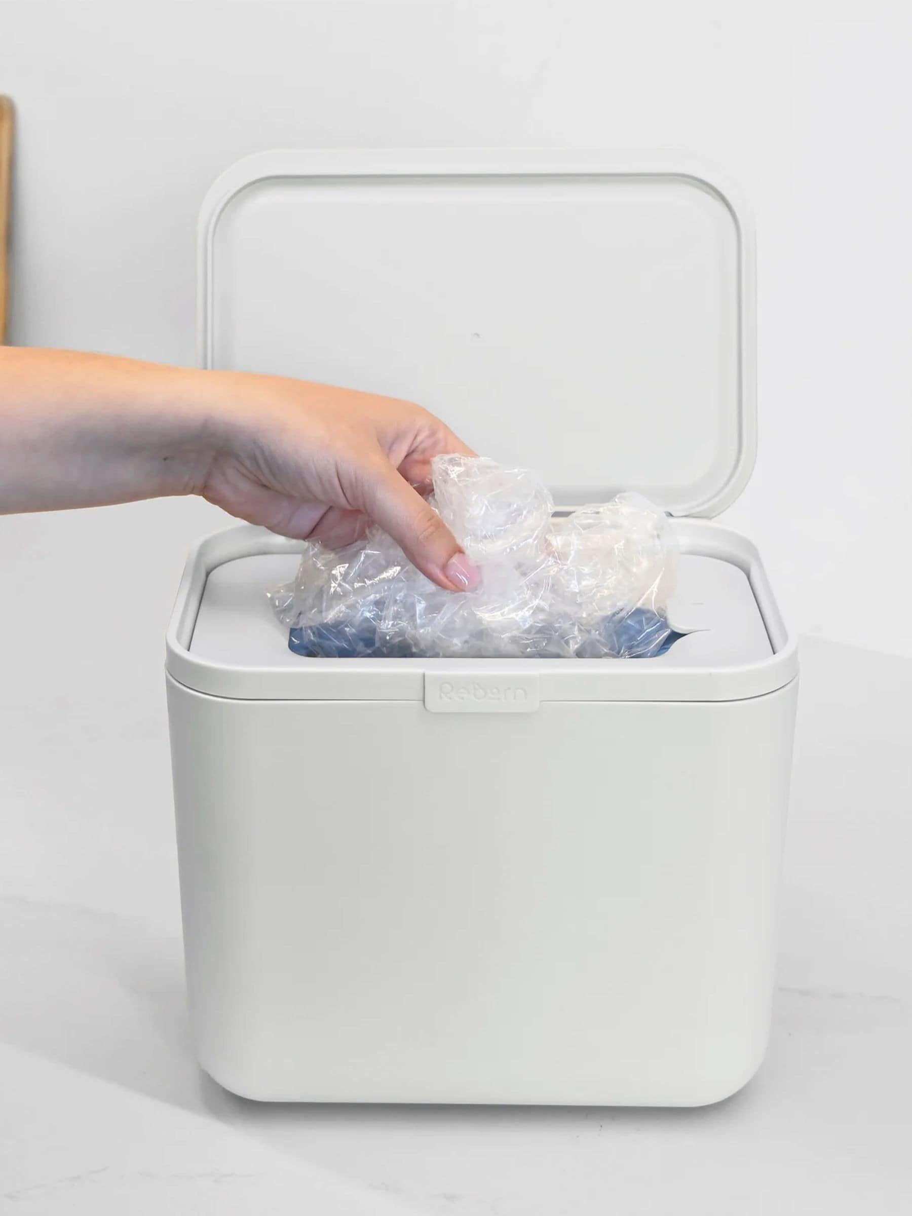 Reborn Squishbin 20L Stone Effect Collapsible Kitchen Bin - Image 4