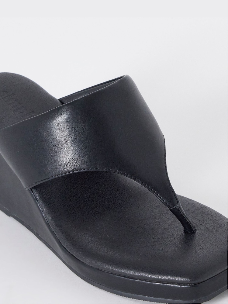 Simply Be Black Extra Wide Fit Wedged Toe Post Heel Sandals - Image 4 of 4