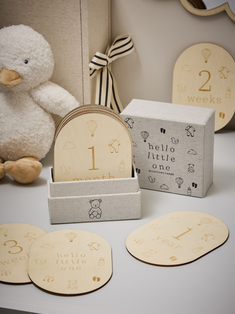 Black and White Baby Icons Wooden Milestone Cards - Image 1 of 7