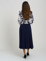 Gina Bacconi Blue Nell Stretch Jersey Dress & Jacket Set - Image 2 of 6