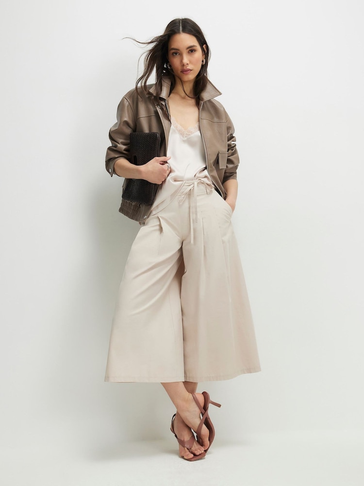 River Island Cream Poplin Front Tie Detail Pleat Culottes - Image 2 of 4