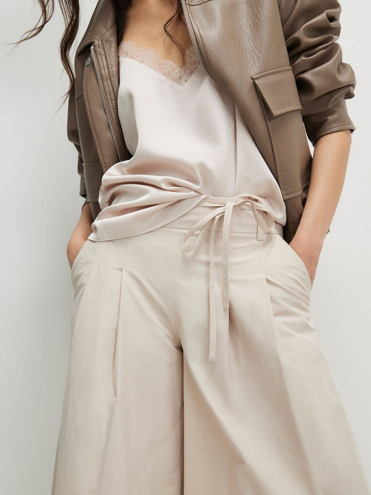 River Island Cream Poplin Front Tie Detail Pleat Culottes - Image 4 of 4