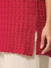 Yours Curve Red Bubble Textured T-Shirt - Image 4 of 5